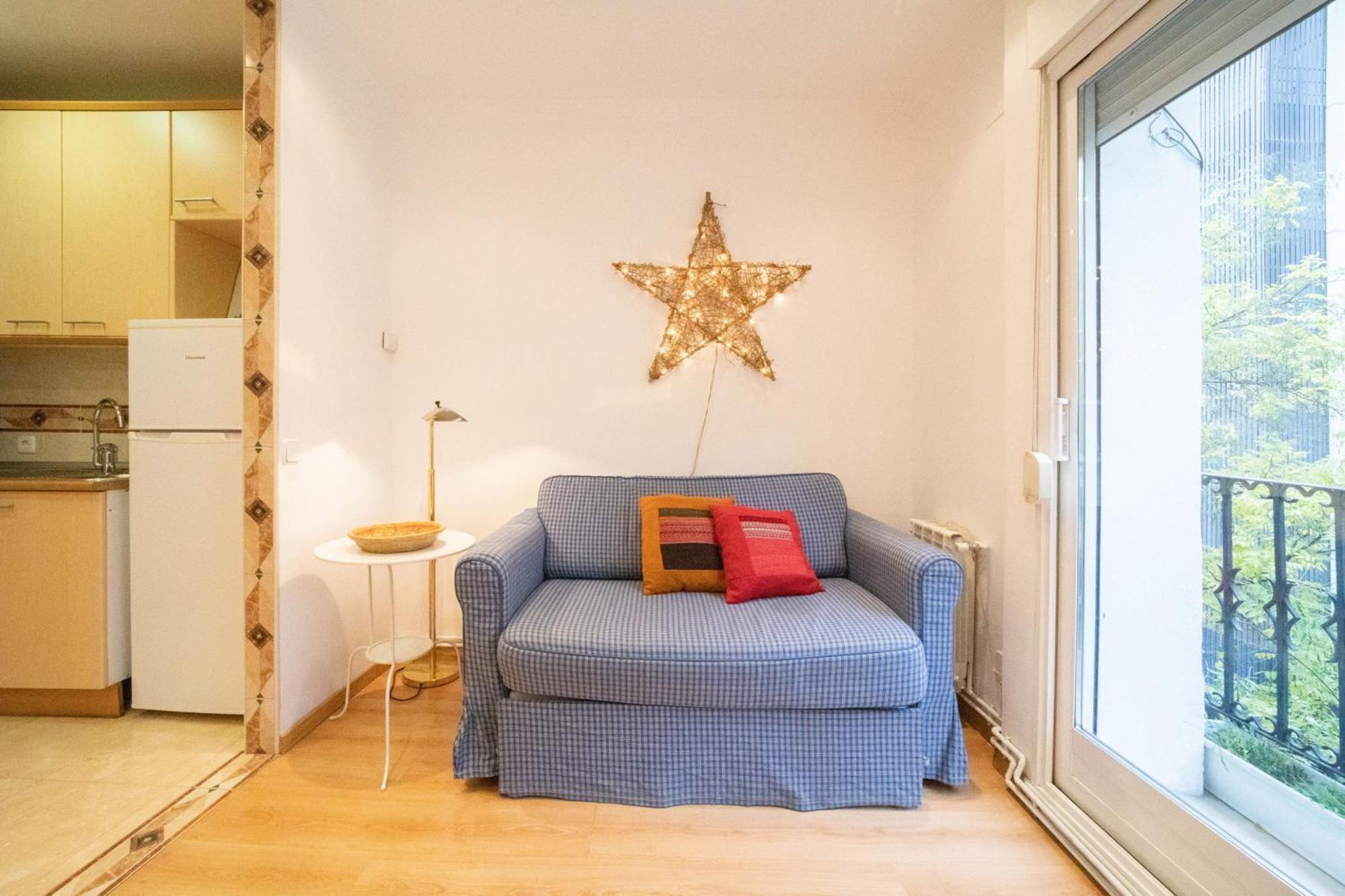Apartamento Con Encanto Y Luz En Pleno Centro Madrid Eksteriør billede