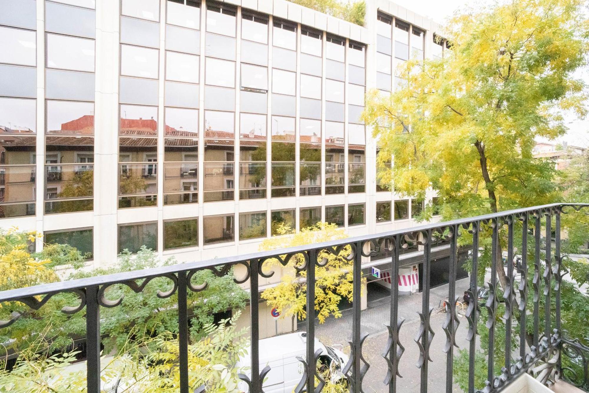 Apartamento Con Encanto Y Luz En Pleno Centro Madrid Eksteriør billede