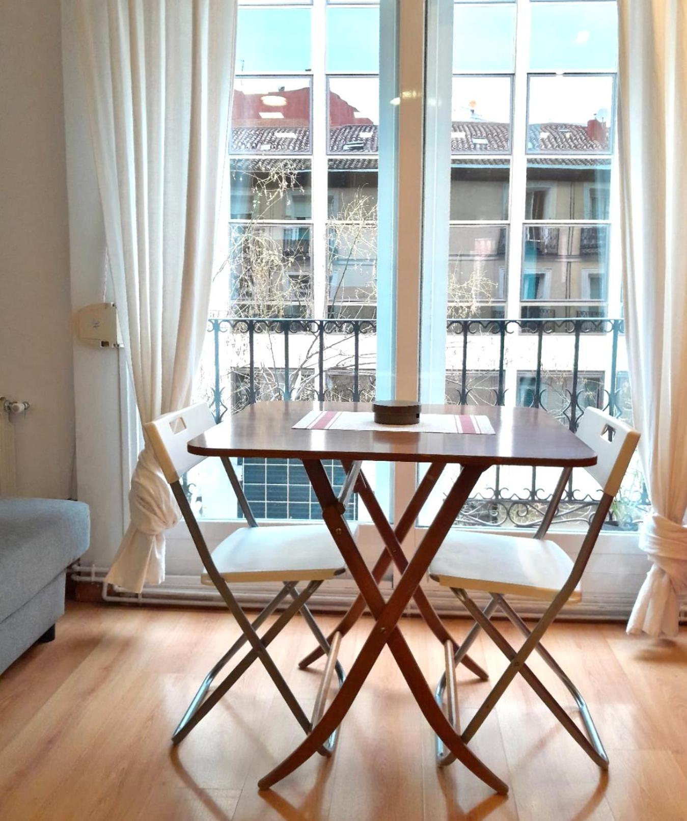 Apartamento Con Encanto Y Luz En Pleno Centro Madrid Eksteriør billede